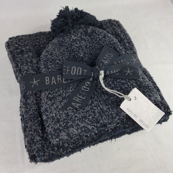 Barefoot Dreams CozyChic Pom Pom Beanie & Scarf Set Carbon Black NEW Soft Warm - Picture 1 of 4